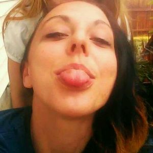 Meet your Posher, Madelyn